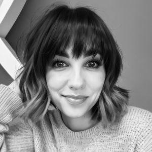 Meet your Posher, Reshia